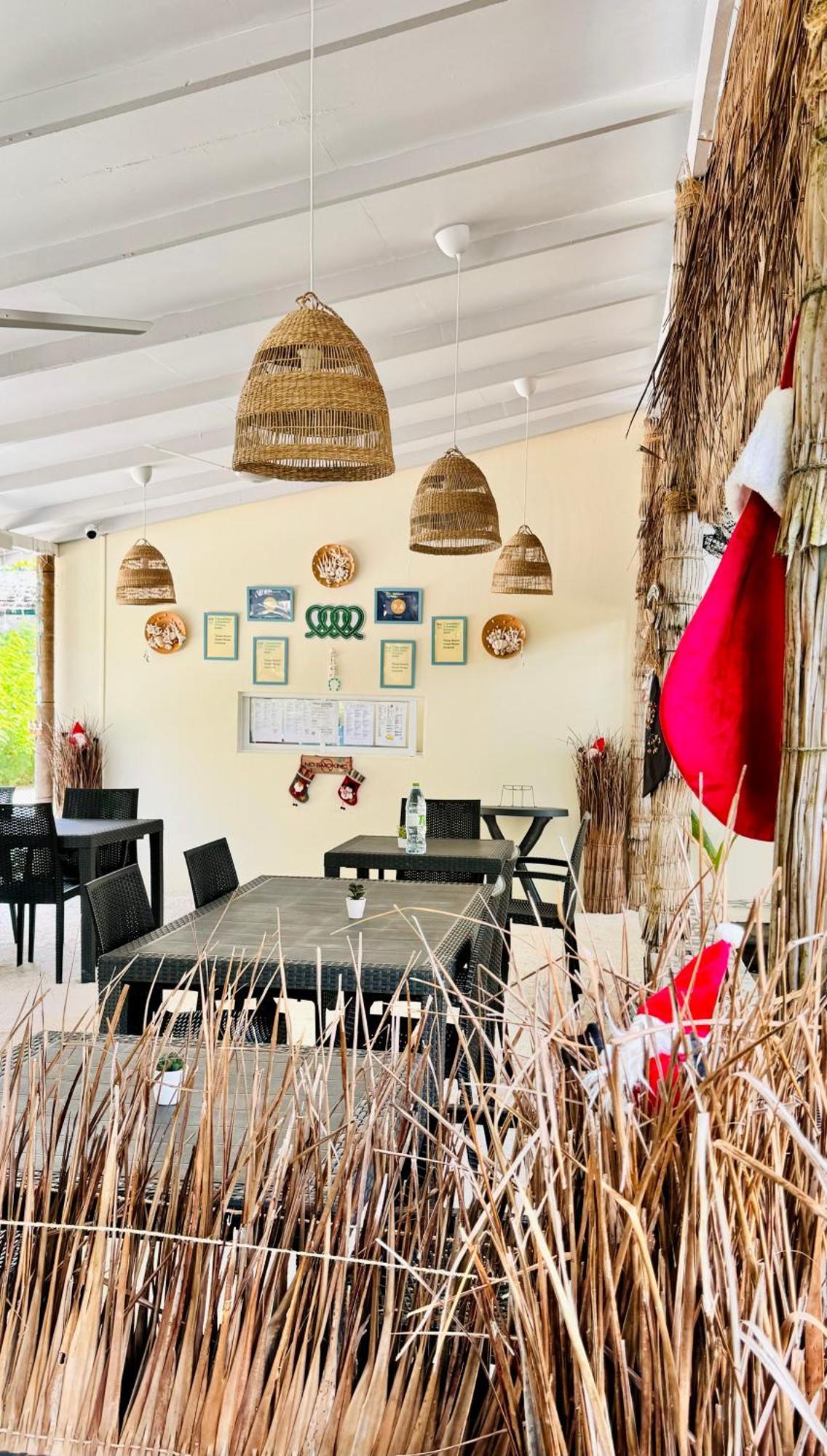 Three Hearts Guesthouse And Villas Fulhadhoo Extérieur photo