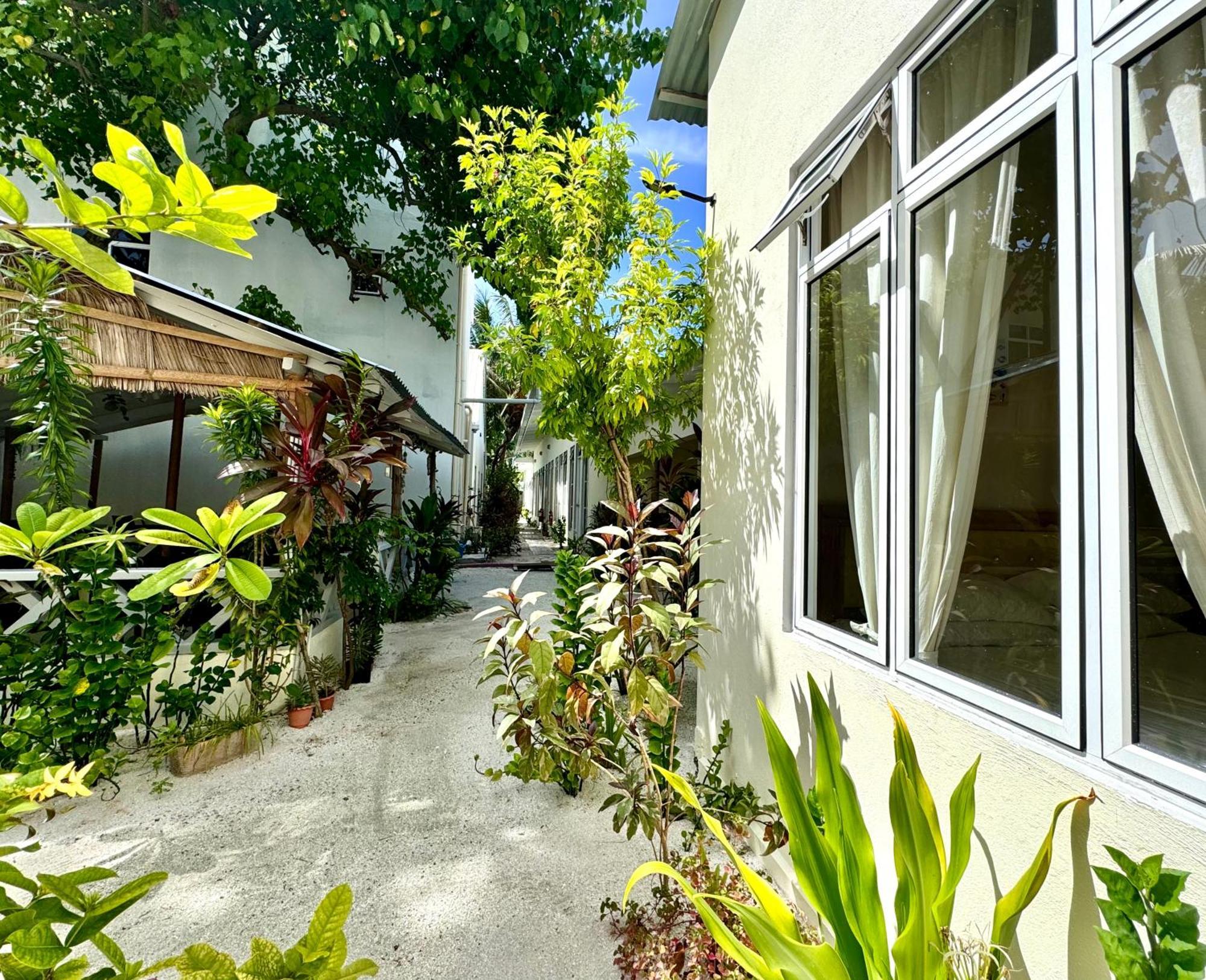 Three Hearts Guesthouse And Villas Fulhadhoo Chambre photo