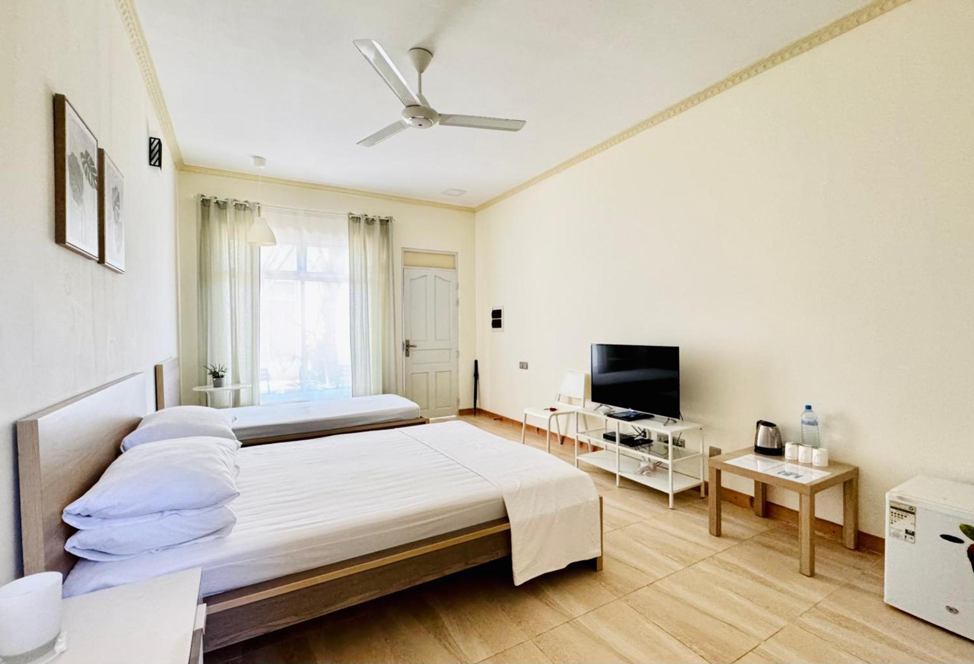 Three Hearts Guesthouse And Villas Fulhadhoo Chambre photo